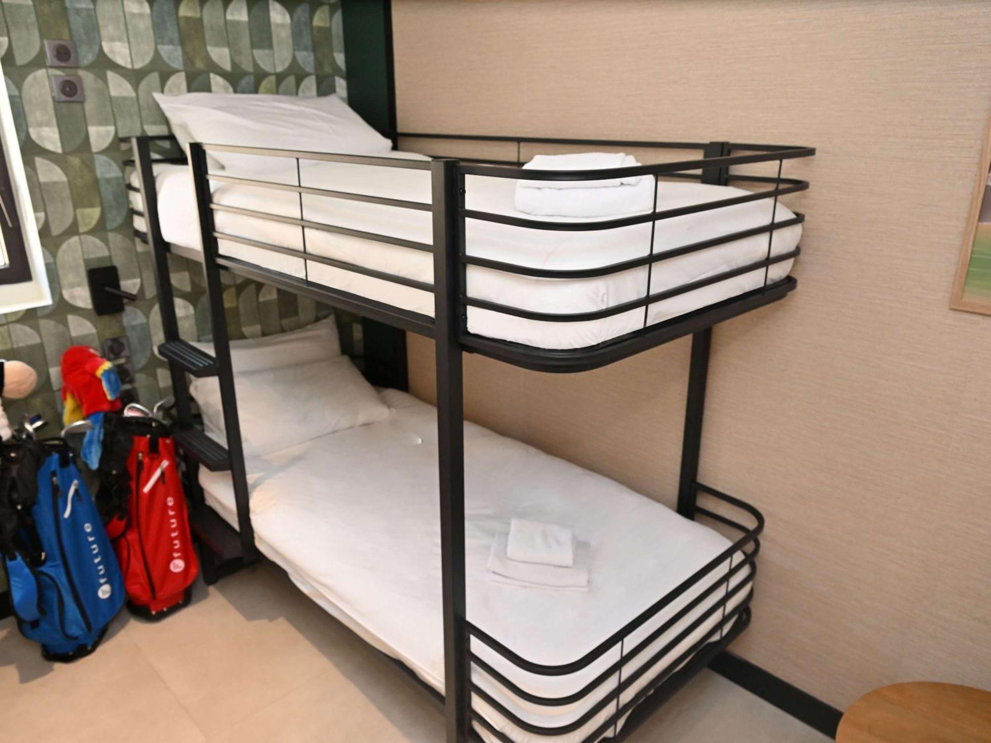 Mercure Brignoles Golf De Barbaroux & Spa Ngoại thất bức ảnh