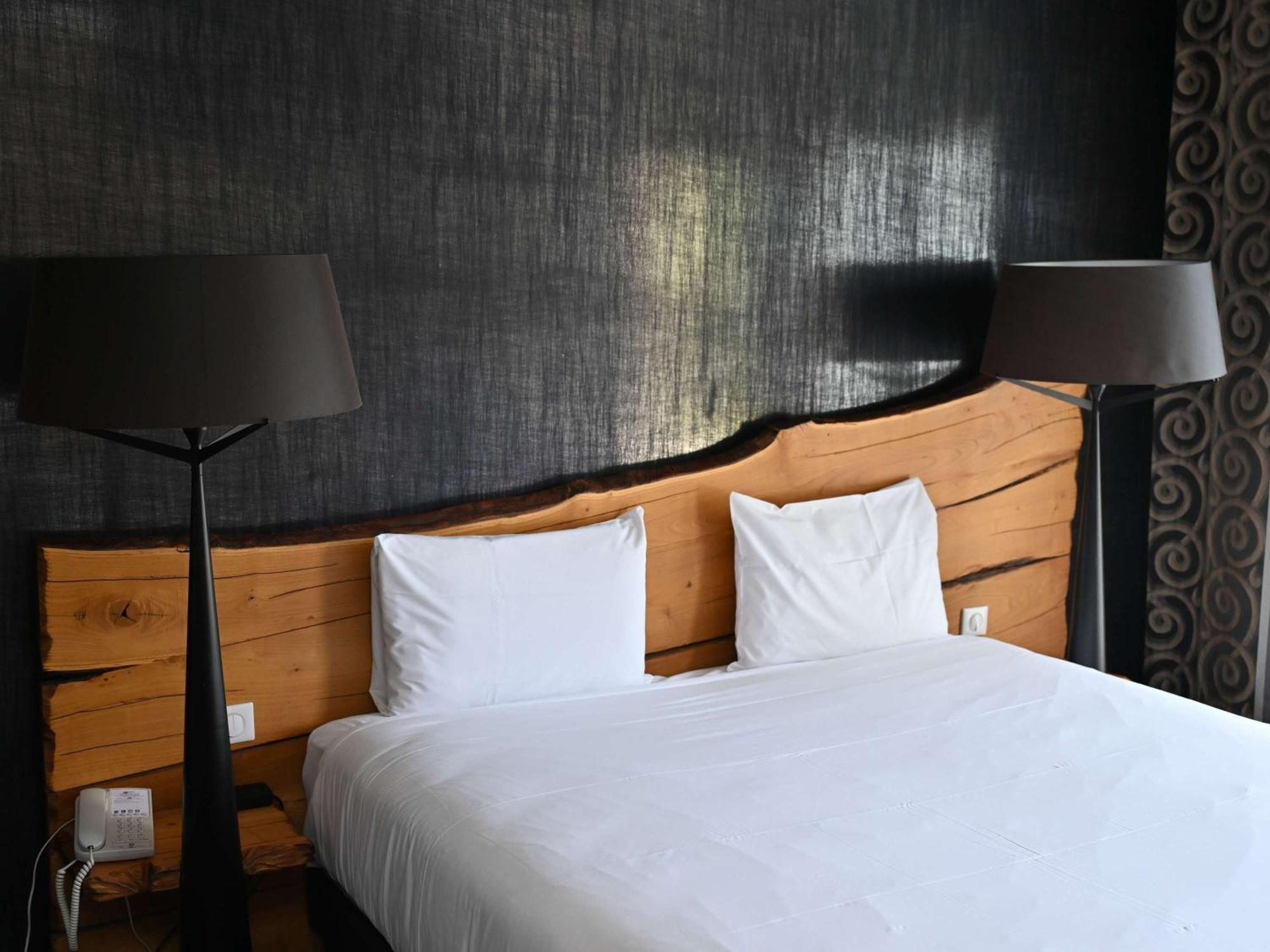 Mercure Brignoles Golf De Barbaroux & Spa Ngoại thất bức ảnh